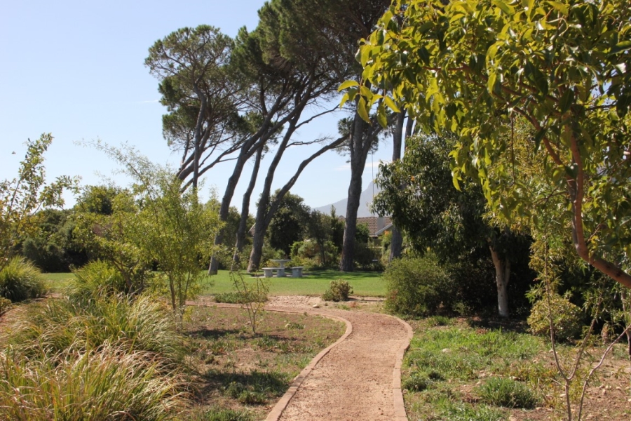 4 Bedroom Property for Sale in Somerset Country Estate Western Cape